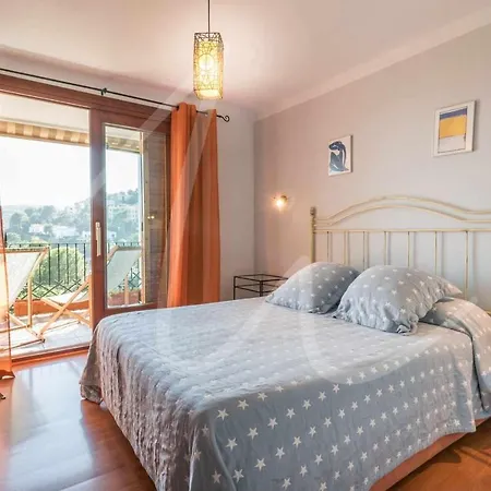 Antora B By Seamount Apartment